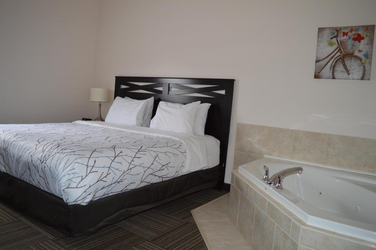 Auberge Macdonald Guest Inn Iroquois Falls Esterno foto