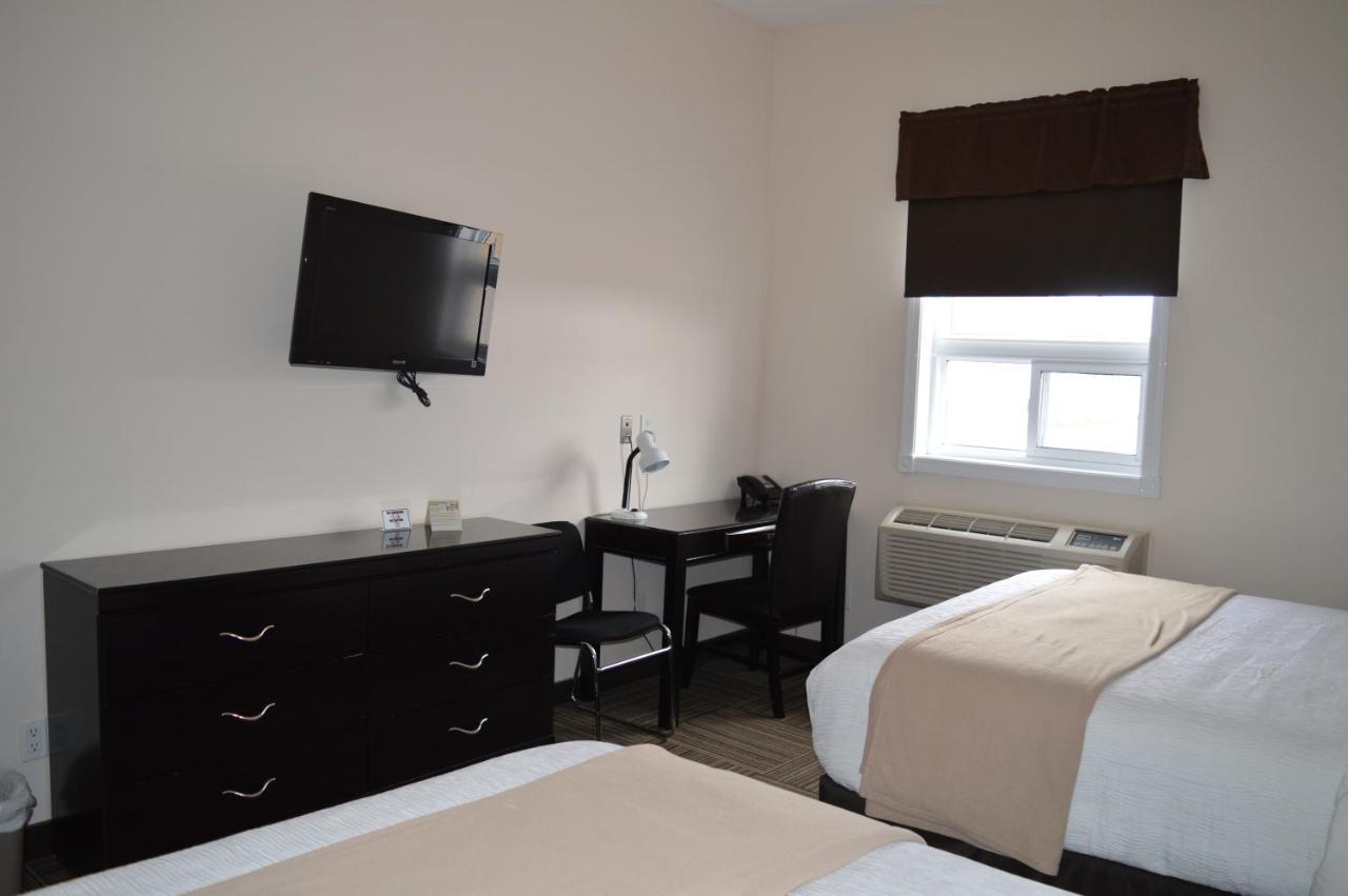 Auberge Macdonald Guest Inn Iroquois Falls Esterno foto